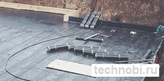 Применение гидроизола: кровля, фундамент, гидроизоляция